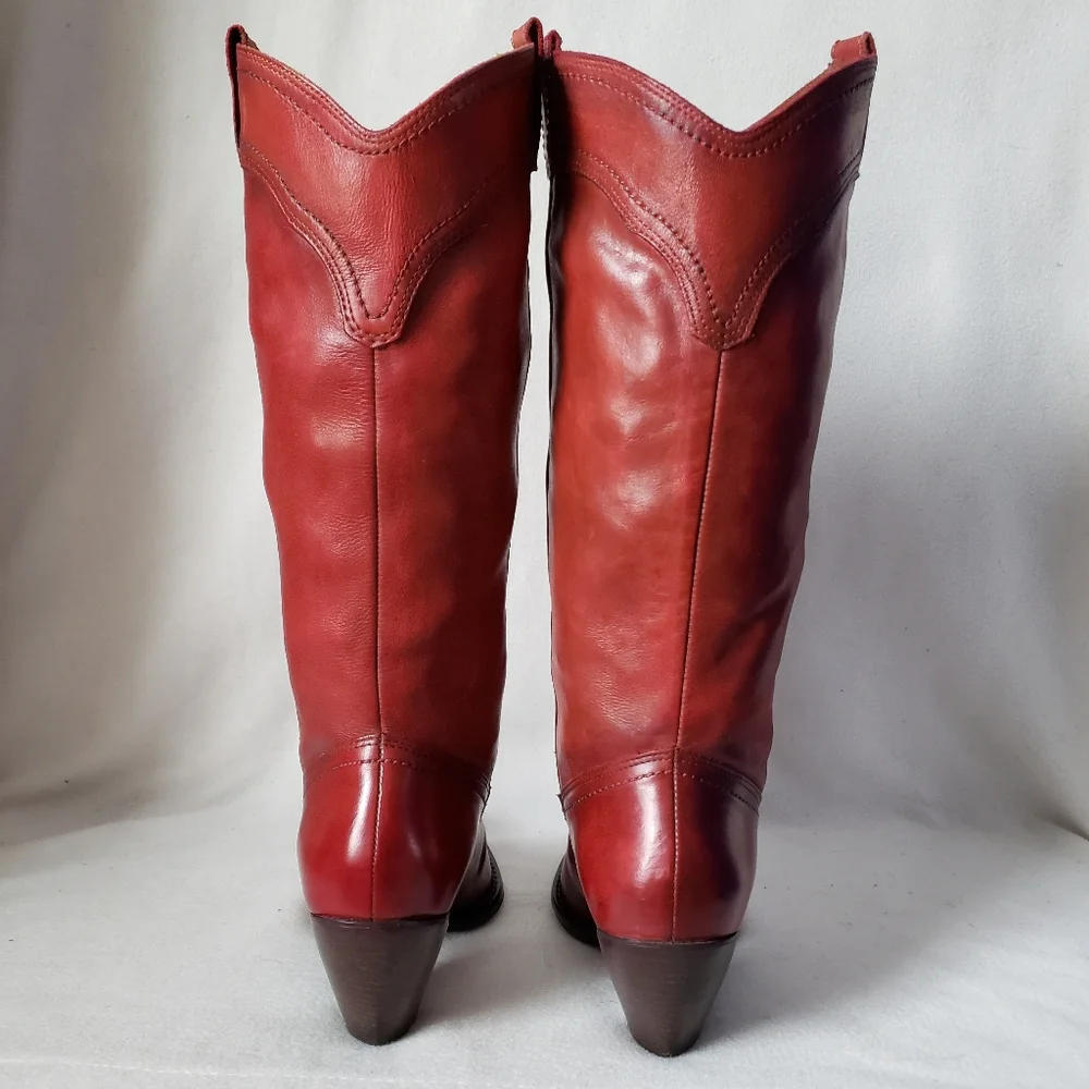 Vintage Red Heeled Boots - Picture 4 of 15